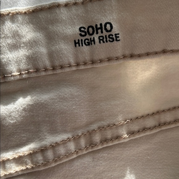 Shorts - Picture 4 of 4